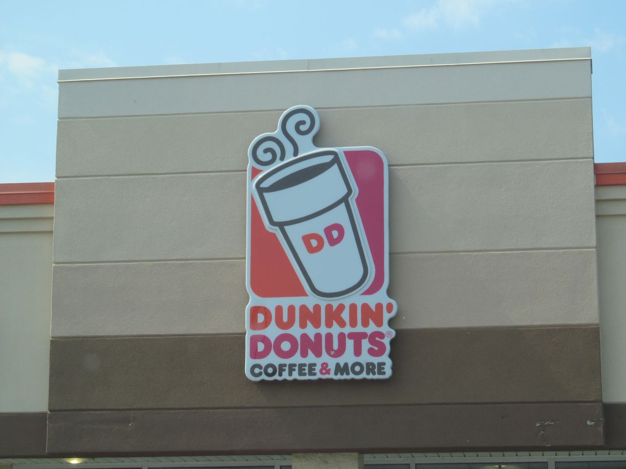 Dunkin Donuts on Richmond Street Painesville has one of the highest health inspector violation counts in Lake County.